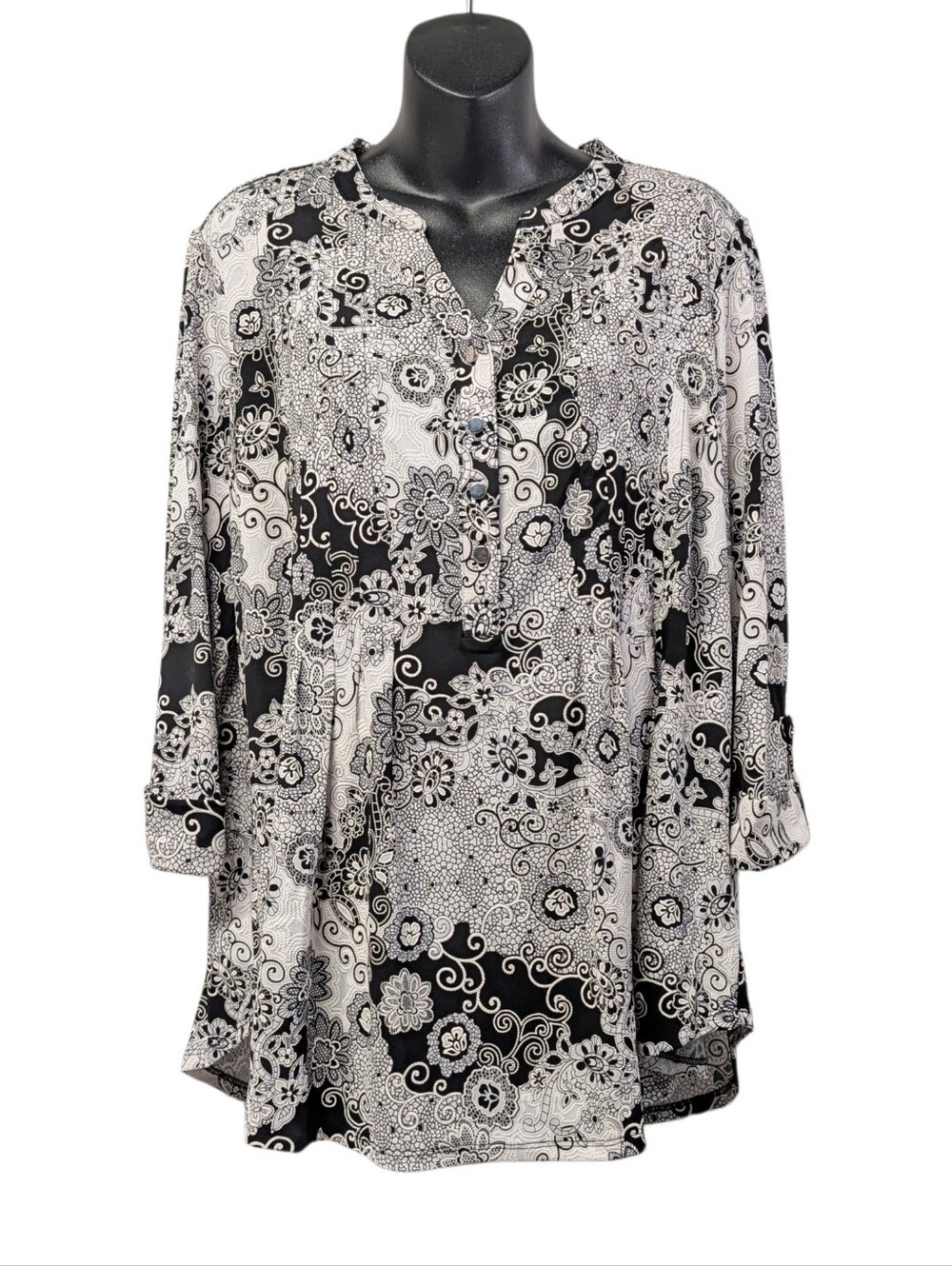 Westport Womens 1X Black White Gray Floral V-Neck 3/4 Sleeve Tunic Blouse NWT